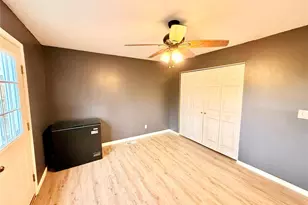 919 N 7th St, De Soto, MO 63020 - Photo 17