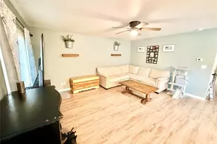 919 N 7th St, De Soto, MO 63020 - Photo 37