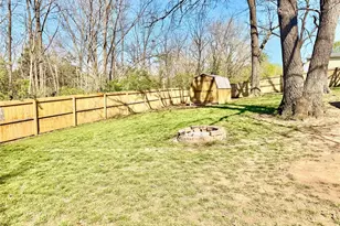 919 N 7th St, De Soto, MO 63020 - Photo 11