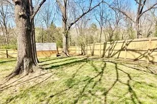 919 N 7th St, De Soto, MO 63020 - Photo 15