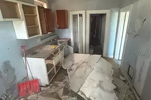 3425 Minnesota Ave, Saint Louis, MO 63118 - Photo 7