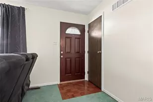 3518 Canterbury Dr, Saint Charles, MO 63303 - Photo 5