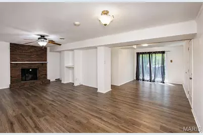 14125 Old Jamestown Road, Saint Louis, MO 63033 - Photo 15