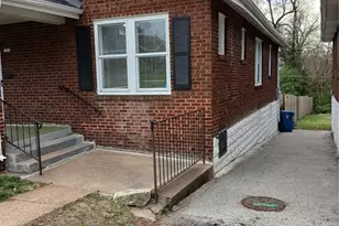 7020 Greenway Ave, Beverly Hills, MO 63121 - Photo 3