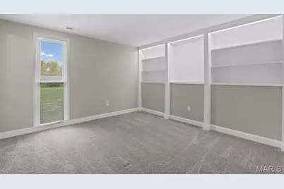 12026 Foxpoint Drive, Maryland Heights, MO 63043 - Photo 25