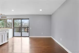 12026 Foxpoint Dr, Maryland Heights, MO 63043 - Photo 15