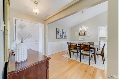 5152 Kings Park Drive, Saint Louis, MO 63129 - Photo 5