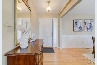 5152 Kings Park Drive, Saint Louis, MO 63129 - Photo 3