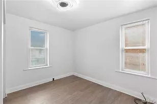 4718 Newport Ave, Saint Louis, MO 63116 - Photo 9