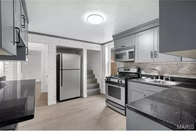 4718 Newport Avenue, Saint Louis, MO 63116 - Photo 11