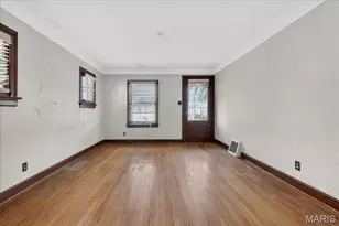 8808 Clifton Ave, Jennings, MO 63136 - Photo 7