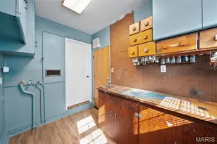 6330 Hurstgreen Ln, Saint Louis, MO 63123 - Photo 19