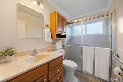 6330 Hurstgreen Lane, Saint Louis, MO 63123 - Photo 23