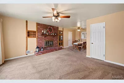 6330 Hurstgreen Lane, Saint Louis, MO 63123 - Photo 9