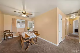 6330 Hurstgreen Ln, Saint Louis, MO 63123 - Photo 11