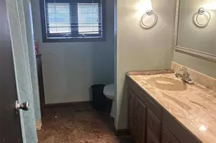 6636 Co Rd 423, Palmyra, MO 63461 - Photo 27