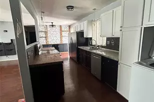 6636 Co Rd 423, Palmyra, MO 63461 - Photo 11