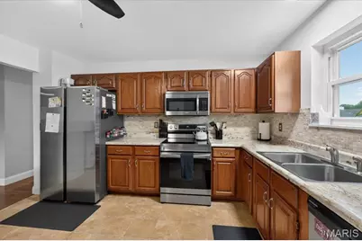 649 Bull Valley Drive, Saint Peters, MO 63304 - Photo 9