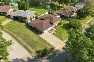1925 Apple Blossom Ct, Florissant, MO 63031 - Photo 29