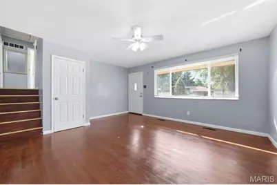 1925 Apple Blossom Court, Florissant, MO 63031 - Photo 5