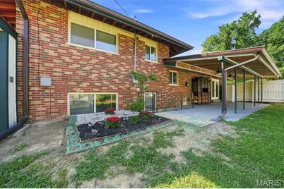 1925 Apple Blossom Court, Florissant, MO 63031 - Photo 23