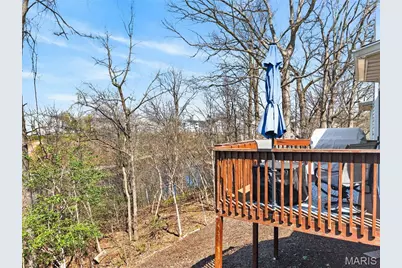 365 Hunters Spur, Grover, MO 63040 - Photo 7