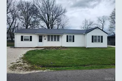 915 W Maple Street, Bowling Green, MO 63334 - Photo 1