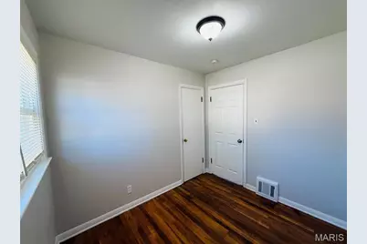 936 Highmont, Saint Louis, MO 63135 - Photo 11