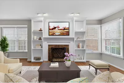 1038 Brooksgate Manor Drive, Kirkwood, MO 63122 - Photo 5