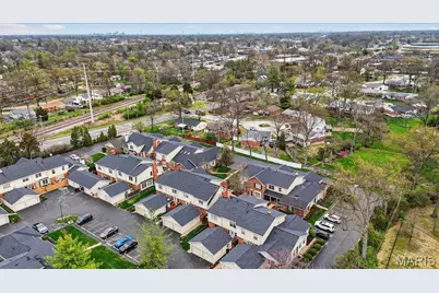 1038 Brooksgate Manor Drive, Kirkwood, MO 63122 - Photo 25