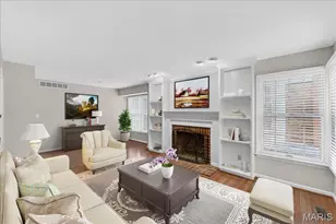 1038 Brooksgate Manor Dr, Kirkwood, MO 63122 - Photo 3