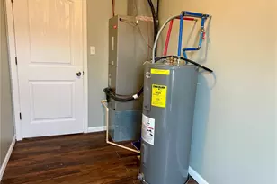 1203 W Main St, Bowling Green, MO 63334 - Photo 13