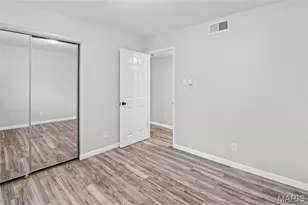 10135 Sakura Dr, Saint Louis, MO 63128 - Photo 15