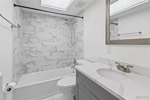 10135 Sakura Dr, Saint Louis, MO 63128 - Photo 17