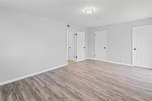 10135 Sakura Dr, Saint Louis, MO 63128 - Photo 19