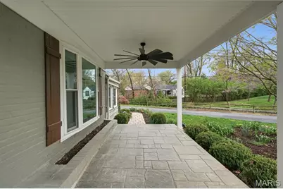 1055 Warson Woods Drive, Warson Woods, MO 63122 - Photo 5