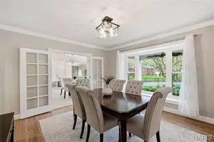 1055 Warson Woods Dr, Warson Woods, MO 63122 - Photo 7