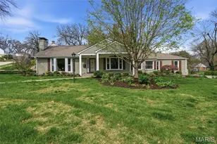 1055 Warson Woods Dr, Warson Woods, MO 63122 - Photo 1