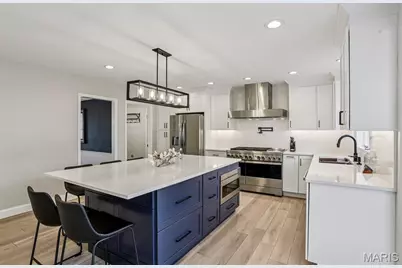 16 Huntington Parkway, Saint Charles, MO 63301 - Photo 3