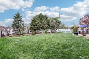 16 Huntington Pkwy, Saint Charles, MO 63301 - Photo 43