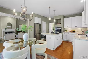 16858 Chesterfield Bluffs Cir, Chesterfield, MO 63005 - Photo 21