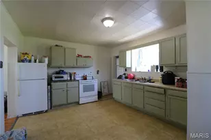 261 Division St, Sullivan, MO 63080 - Photo 5