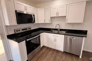 10115 Toelle Ln, Saint Louis, MO 63137 - Photo 13