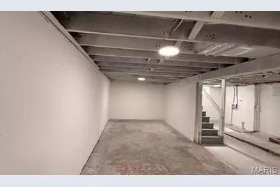 10115 Toelle Lane, Saint Louis, MO 63137 - Photo 35