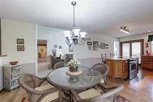 5967 Ponderosa Ct, Mehlville, MO 63128 - Photo 9