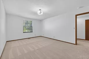 2315 Seven Pines Dr, Maryland Heights, MO 63146 - Photo 23