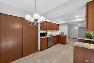 2315 Seven Pines Dr, Maryland Heights, MO 63146 - Photo 17