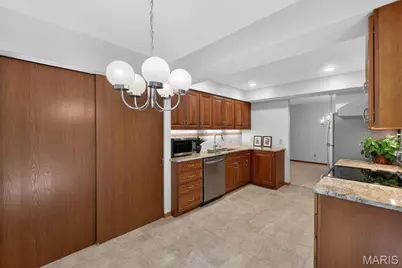 2315 Seven Pines Drive #2, Maryland Heights, MO 63146 - Photo 15