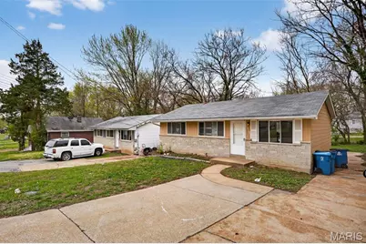 10185 Green Valley Drive, Saint Louis, MO 63136 - Photo 3