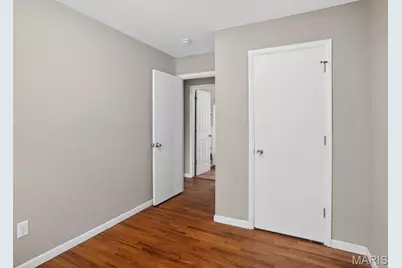 10185 Green Valley Drive, Saint Louis, MO 63136 - Photo 17